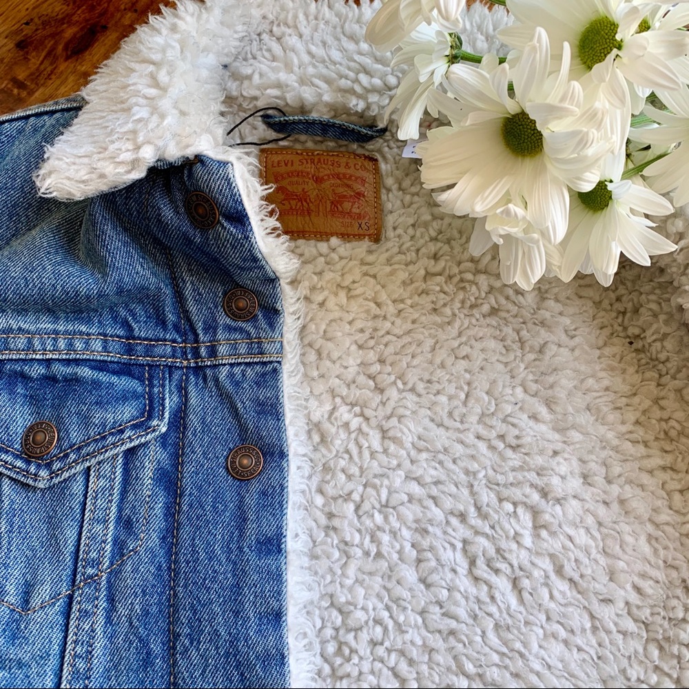 Levi’s Sherpa Trucker Jacket mid blue - Picture 5 of 6